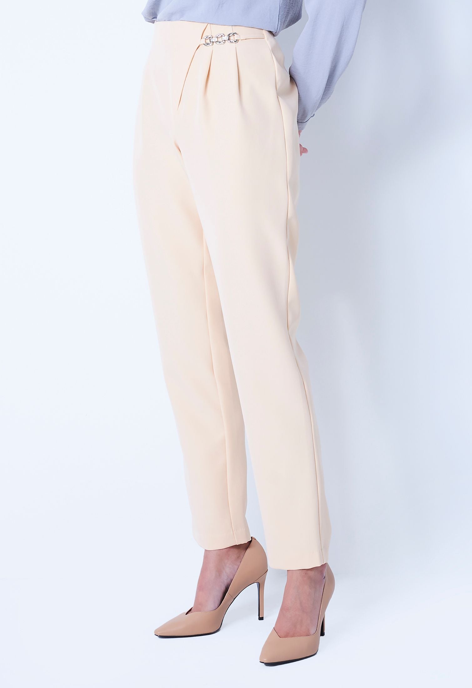 Diamante Link Capri Pants