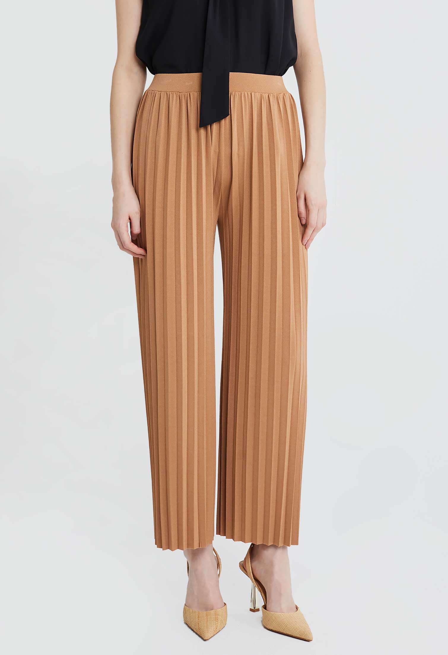 Smart Pleated Straight Leg Pants