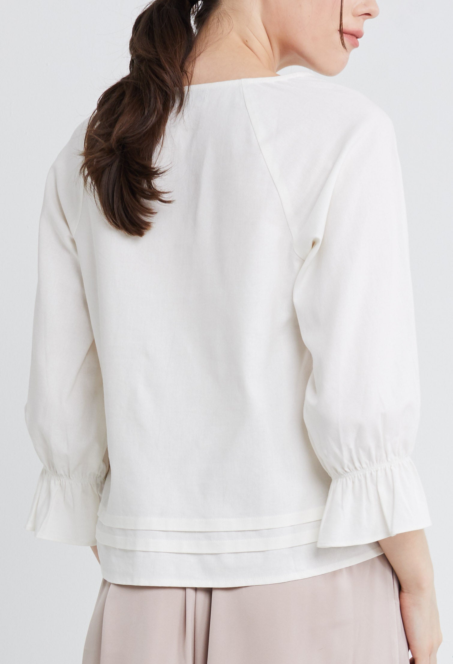 Sweetheart Sleeve with Horizontal Pleated Hem Blouse