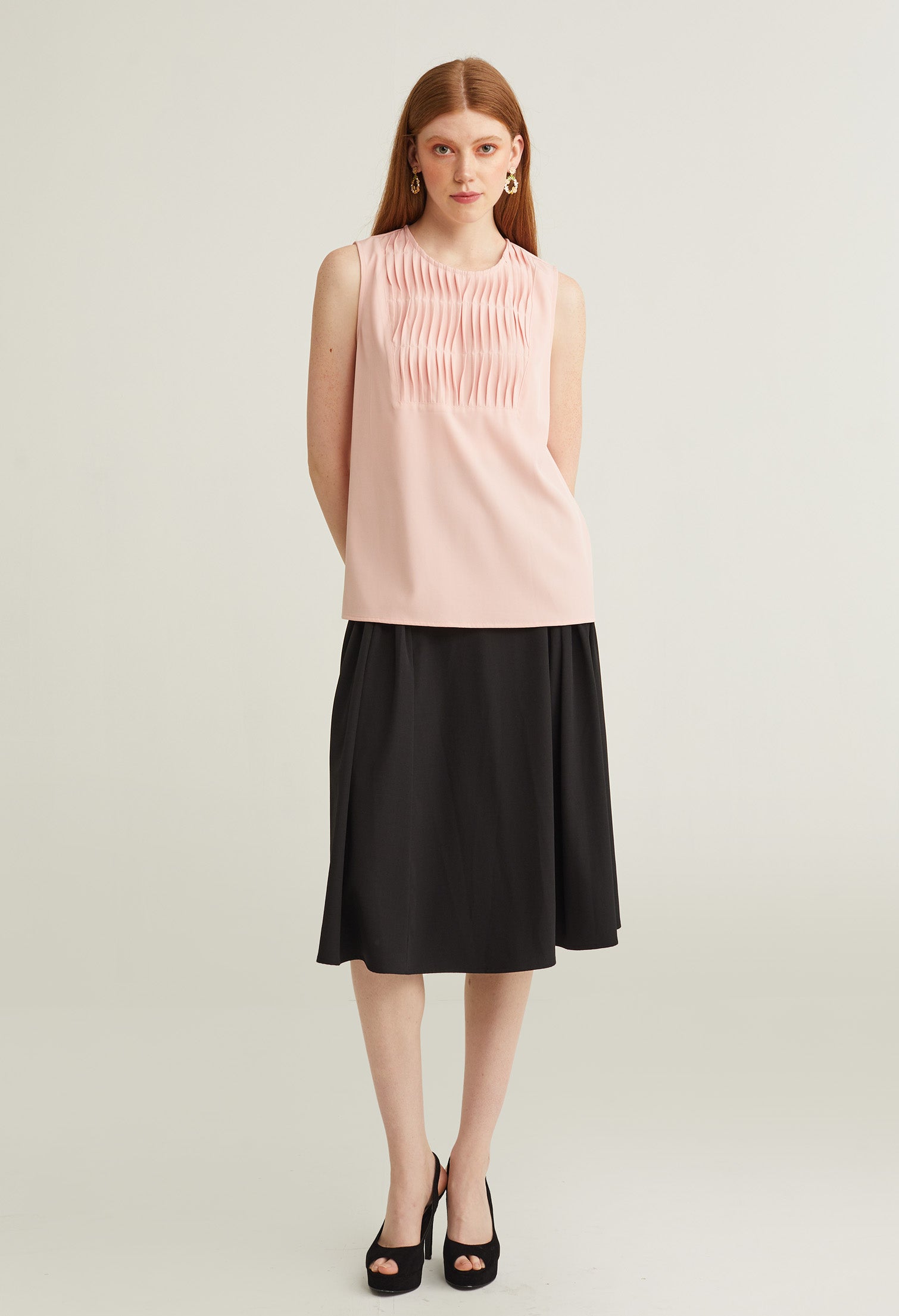 Twist Pleated Sleeveless Top