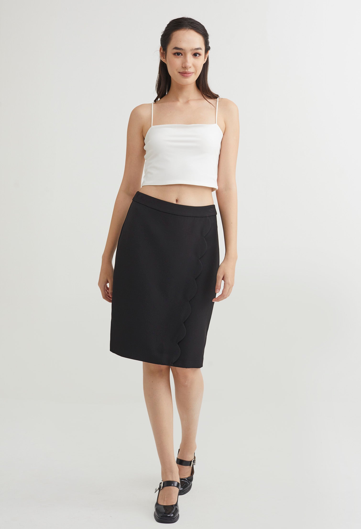 Scallop Hemmed Pencil Skirt