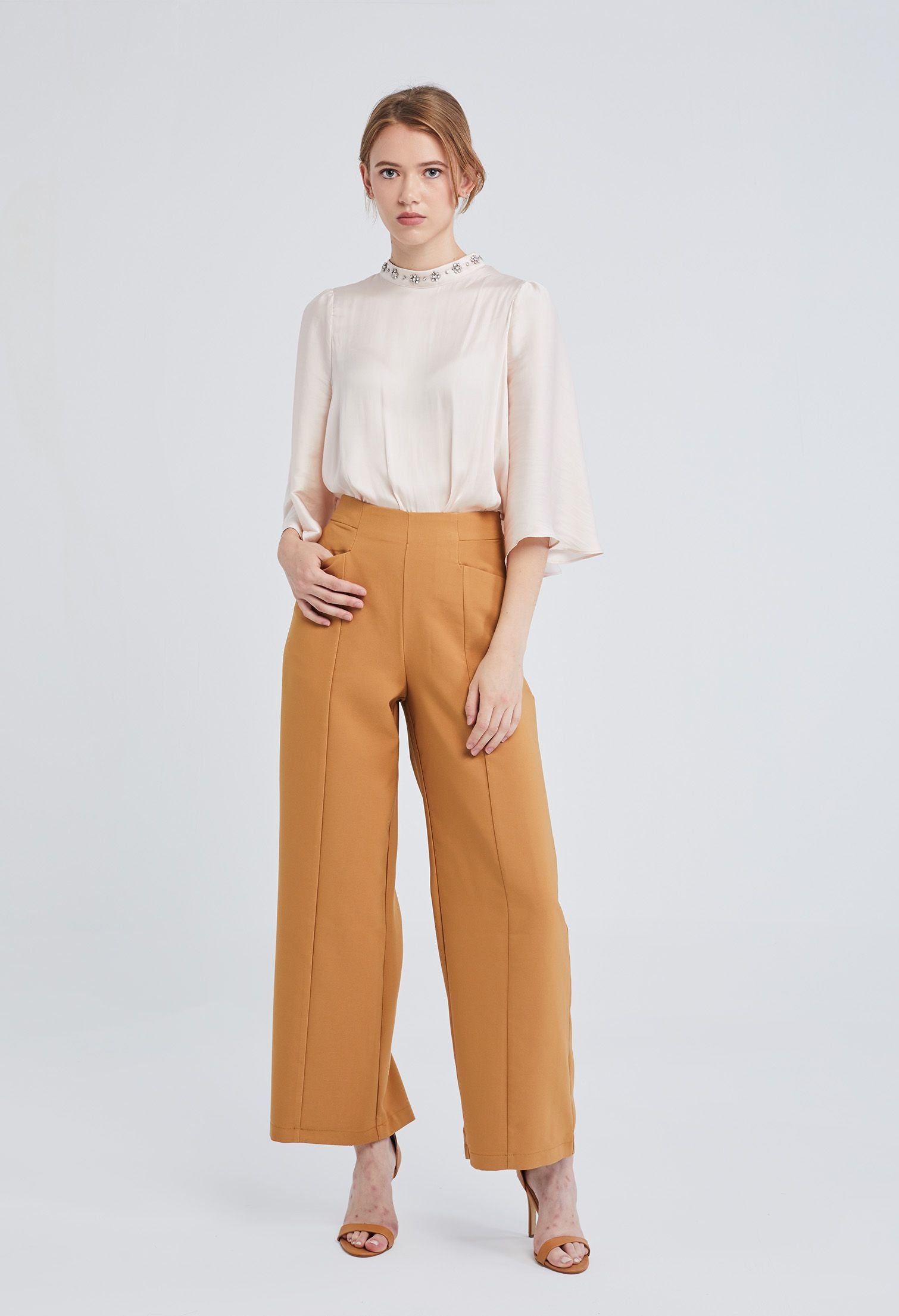 Slit Pocket Wide Legs Pants