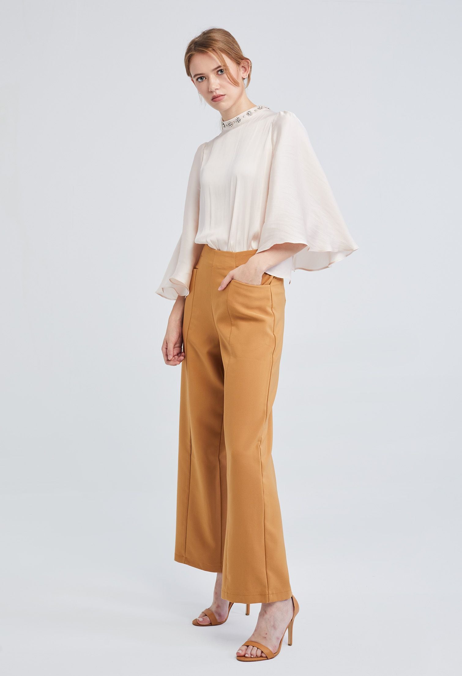 Slit Pocket Wide Legs Pants