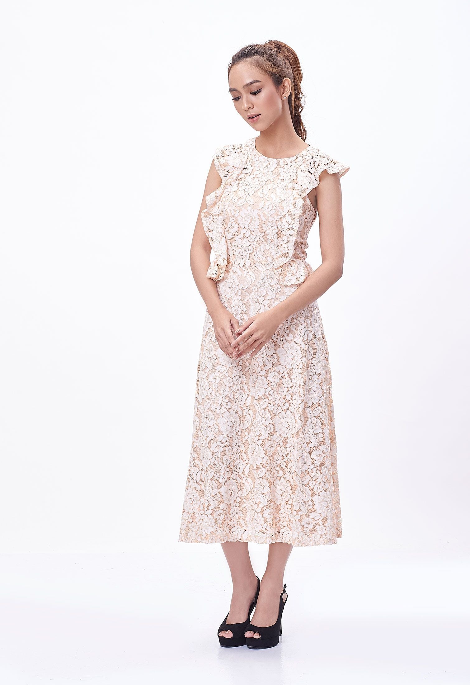 Butterfly Sleeve Lace Ruffle Dress